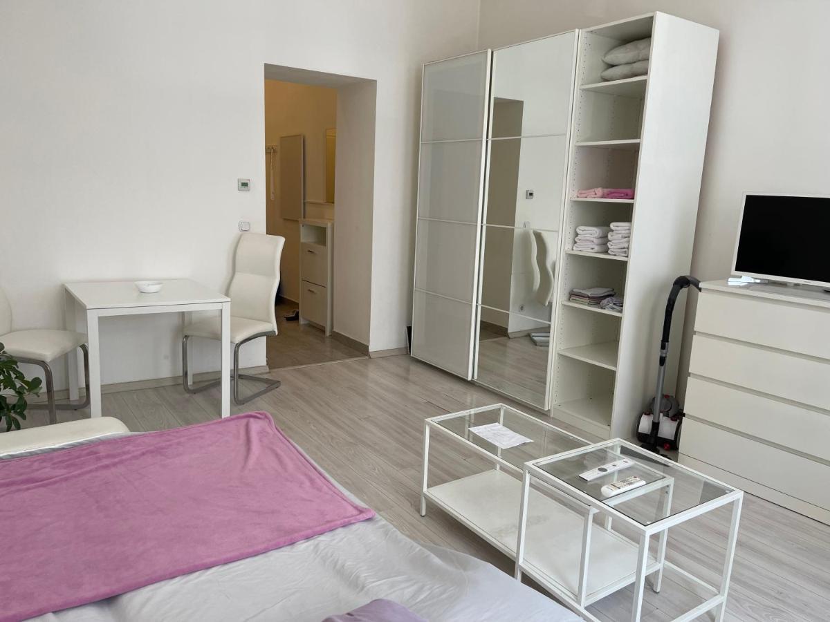 Hutteldorf Apartment Vienna Exterior photo